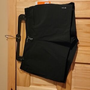 Bass Outdoors, Womans Black Shorts,Large,NWT